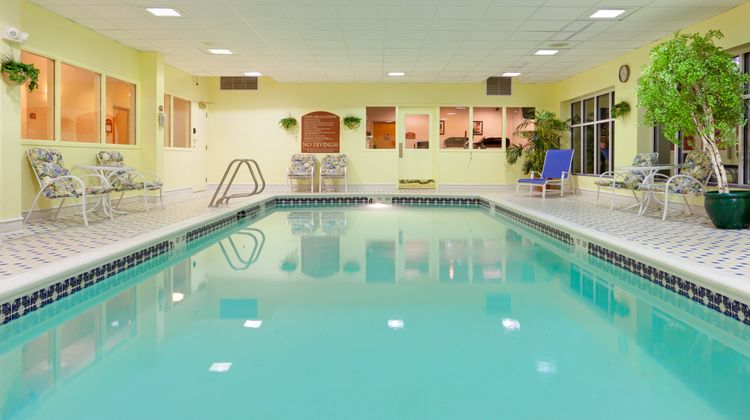 Holiday Inn Express Pool