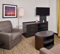 Candlewood Suites Beaumont Room