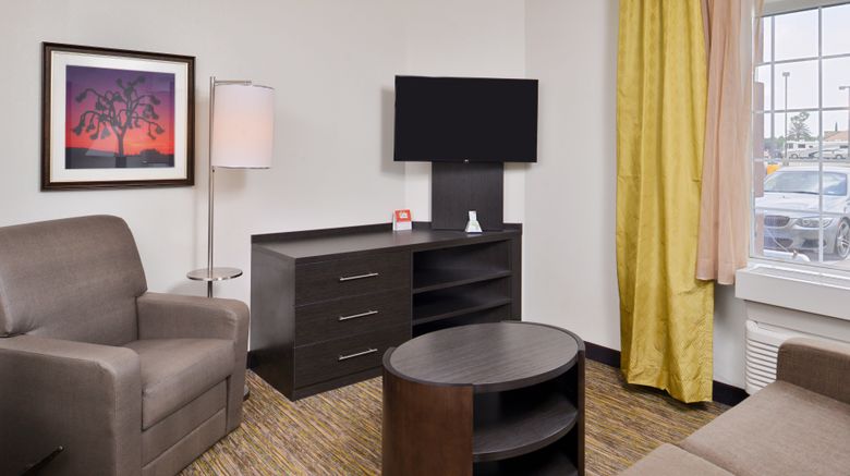 <b>Candlewood Suites Beaumont Room</b>. Images powered by <a href="https://www.leonardoworldwide.com/" title="Leonardo Worldwide" target="_blank">Leonardo</a>.