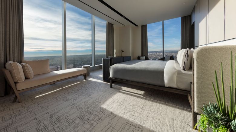 <b>InterContinental Los Angeles Downtown Suite</b>. Images powered by <a href="https://leonardo.com/" title="Leonardo Worldwide" target="_blank">Leonardo</a>.