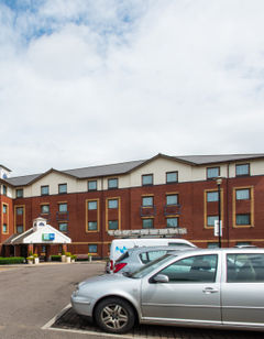 Holiday Inn Express Bristol North