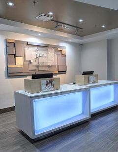 Holiday Inn Express/Stes Toronto Arpt W