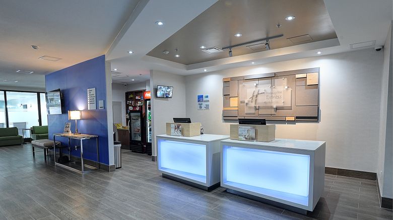 <b>Holiday Inn Express/Stes Toronto Arpt W Exterior</b>. Images powered by <a href="https://www.leonardoworldwide.com/" title="Leonardo Worldwide" target="_blank">Leonardo</a>.