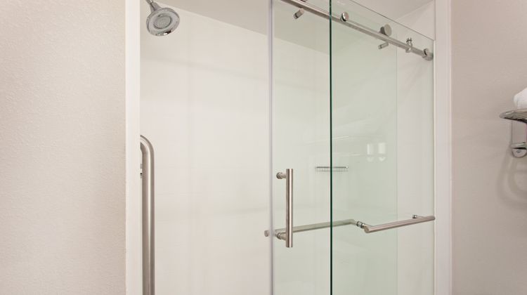 Holiday Inn Express Hotel & Suites Room