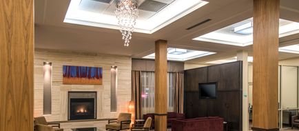 Holiday Inn Lethbridge Exterior