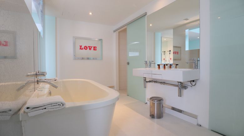<b>Citrus Hotel Cheltenham Room</b>. Images powered by <a href="https://www.leonardoworldwide.com/" title="Leonardo Worldwide" target="_blank">Leonardo</a>.