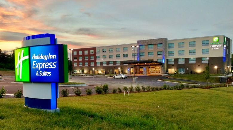 <b>Holiday Inn Express Raleigh Arpt Brier Exterior</b>. Images powered by <a href="https://www.leonardoworldwide.com/" title="Leonardo Worldwide" target="_blank">Leonardo</a>.