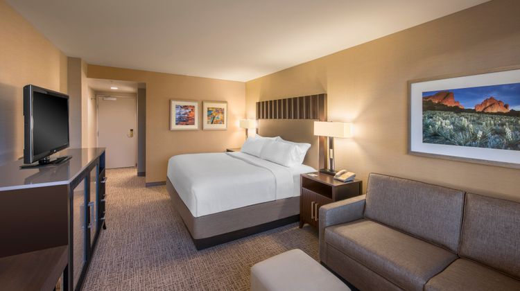 Holiday Inn Denver-Lakewood Room