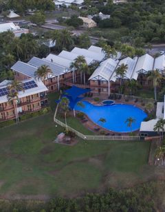 Moonlight Bay Suites