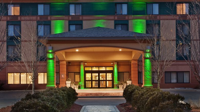 Holiday Inn Manchester Airport Exterior. Images powered by <a href="https://www.leonardoworldwide.com" target="_blank" rel="noopener">Leonardo</a>.