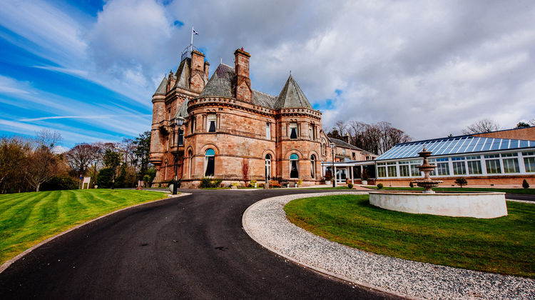 Cornhill Castle Exterior
