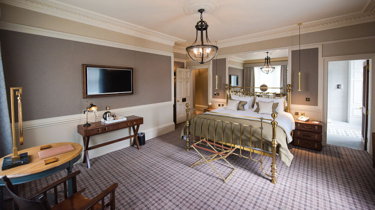 Cornhill Castle Room