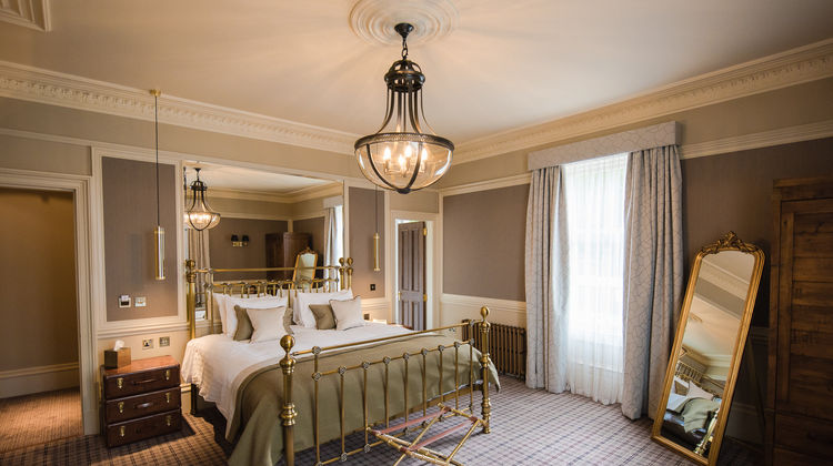 Cornhill Castle Room
