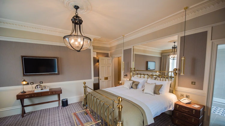Cornhill Castle Room