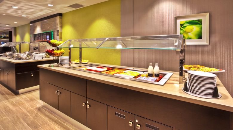 <b>Crowne Plaza Waterloo Restaurant</b>. Images powered by <a href="https://www.leonardoworldwide.com/" title="Leonardo Worldwide" target="_blank">Leonardo</a>.