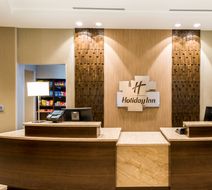 Holiday Inn Lexington-Hamburg Lobby