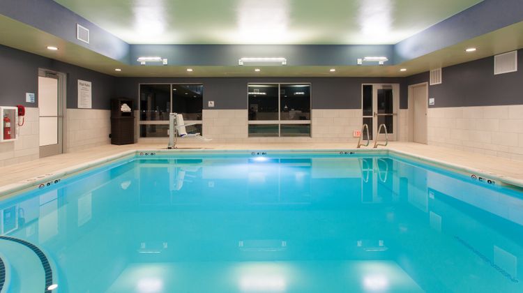 Holiday Inn Expres/Suites Brigham City Pool
