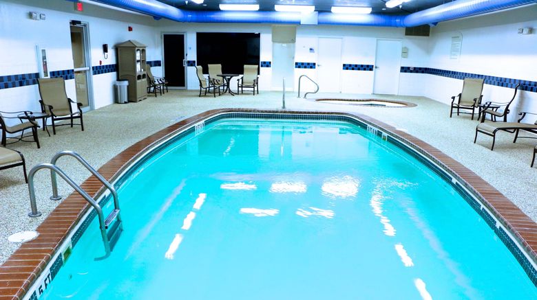 <b>Holiday Inn Express Pool</b>. Images powered by <a href="https://www.leonardoworldwide.com/" title="Leonardo Worldwide" target="_blank">Leonardo</a>.
