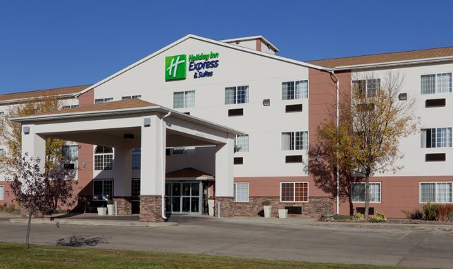 Holiday Inn Express Exterior