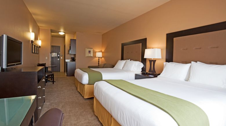 <b>Holiday Inn Express Hotel & Suites Suite</b>. Images powered by <a href="https://www.leonardoworldwide.com/" title="Leonardo Worldwide" target="_blank">Leonardo</a>.