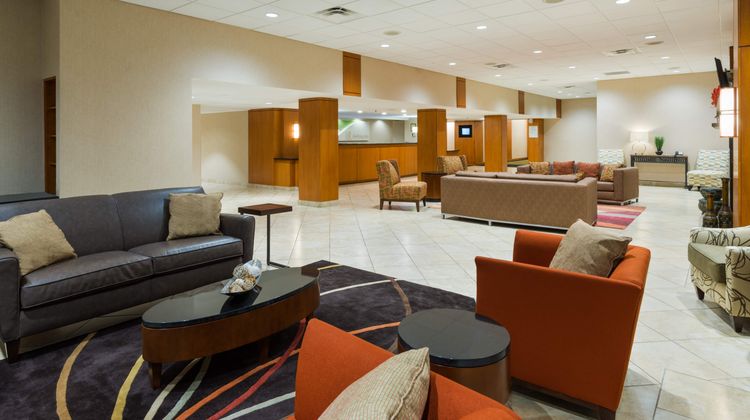 Holiday Inn Knoxville West - Cedar Bluff Lobby