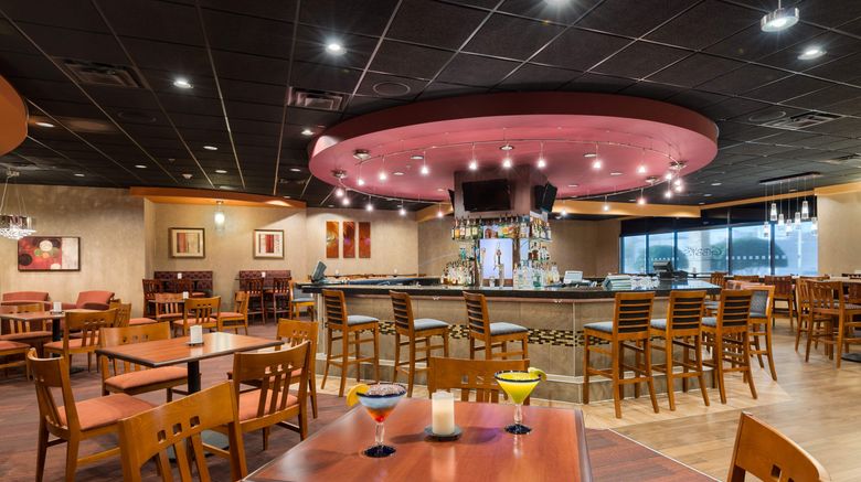 <b>Holiday Inn Knoxville West - Cedar Bluff Restaurant</b>. Images powered by <a href="https://www.leonardoworldwide.com/" title="Leonardo Worldwide" target="_blank">Leonardo</a>.