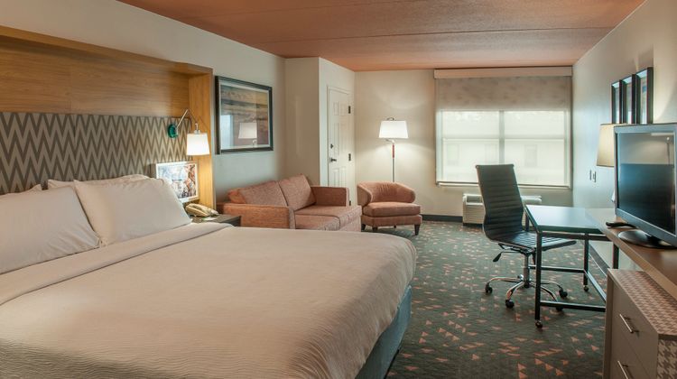 Holiday Inn Pensacola - University Area Room