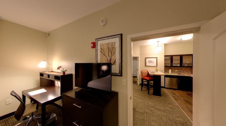 <b>Staybridge Suites Ann Arbor-Research Pky Suite</b>. Images powered by <a href="https://www.leonardoworldwide.com/" title="Leonardo Worldwide" target="_blank">Leonardo</a>.