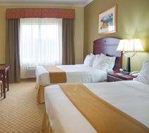 Holiday Inn Express Hotel & Suites Room