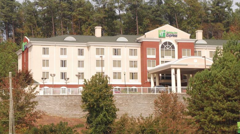 <b>Holiday Inn Express & Suites Birmingham Exterior</b>. Images powered by <a href="https://www.leonardoworldwide.com/" title="Leonardo Worldwide" target="_blank">Leonardo</a>.