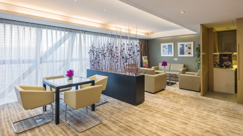 <b>Ascott Raffles City Beijing Room</b>. Images powered by <a href="https://www.leonardoworldwide.com/" title="Leonardo Worldwide" target="_blank">Leonardo</a>.