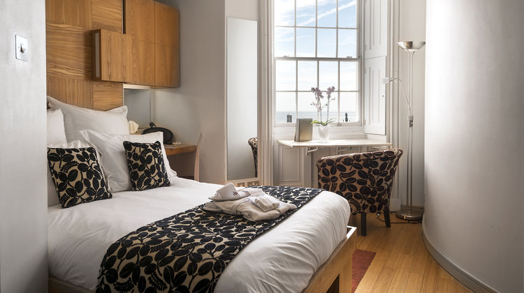 Drakes Hotel Room