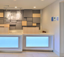 Holiday Inn Express & Stes Stevens Point Lobby