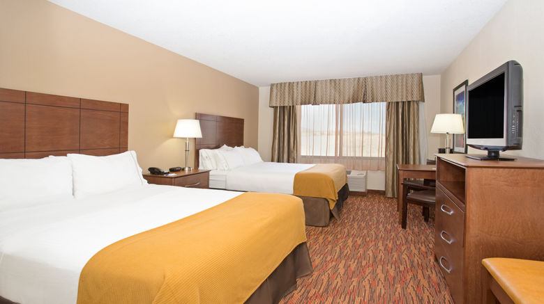 <b>Holiday Inn Express & Suites Room</b>. Images powered by <a href="https://www.leonardoworldwide.com/" title="Leonardo Worldwide" target="_blank">Leonardo</a>.