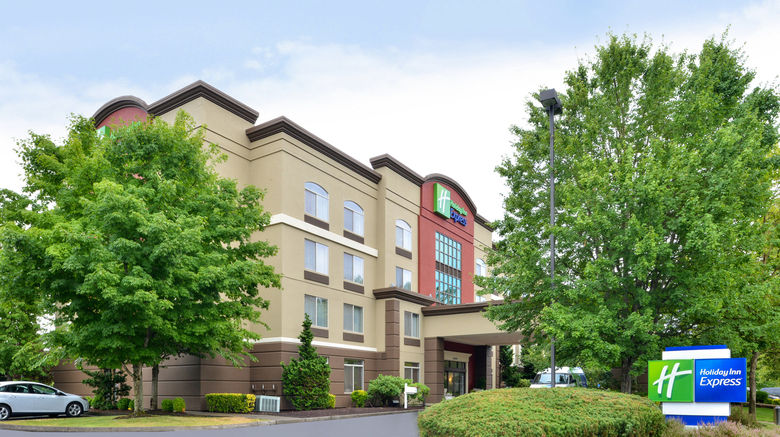 Holiday Inn Express Portland W/Hillsboro Exterior. Images powered by <a href="https://www.leonardoworldwide.com" target="_blank" rel="noopener">Leonardo</a>.