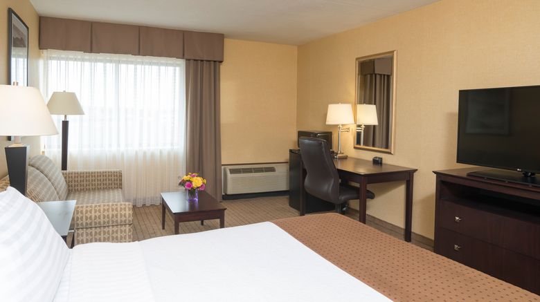 <b>Holiday Inn Cleveland South Room</b>. Images powered by <a href="https://www.leonardoworldwide.com/" title="Leonardo Worldwide" target="_blank">Leonardo</a>.