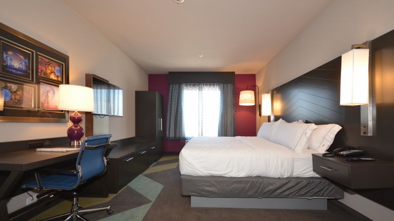 <b>Holiday Inn Express/Stes City Mid-Arpt Room</b>. Images powered by <a href="https://www.leonardoworldwide.com/" title="Leonardo Worldwide" target="_blank">Leonardo</a>.