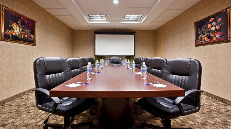 <b>Holiday Inn Express Hotel & Suites - PA Meeting</b>. Images powered by <a href="https://www.leonardoworldwide.com/" title="Leonardo Worldwide" target="_blank">Leonardo</a>.
