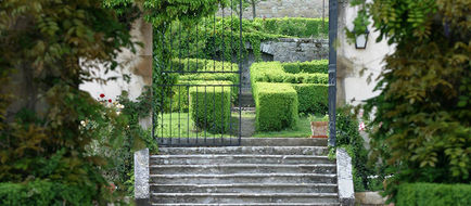 Chateau d'Adomenil Exterior