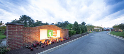 Holiday Inn Club Vacations Williamsburg Exterior