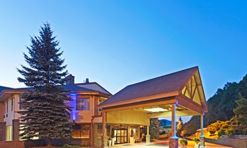 Holiday Inn Express Blowing Rock South