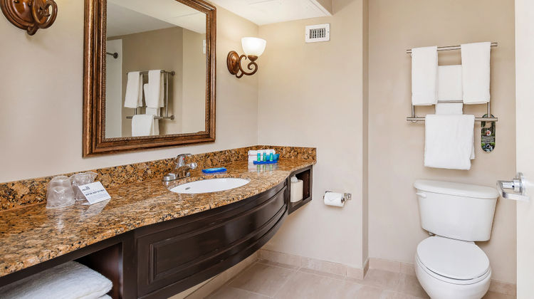 Holiday Inn Express & Stes Miami-Kendall Room