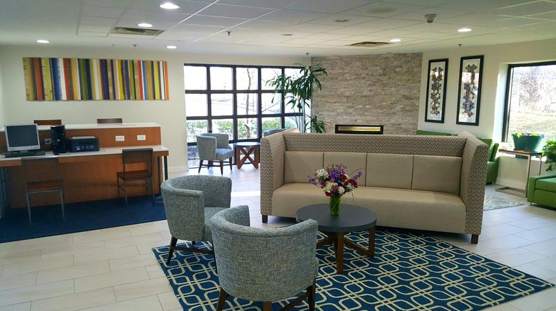 <b>Holiday Inn Express Lobby</b>. Images powered by <a href="https://www.leonardoworldwide.com/" title="Leonardo Worldwide" target="_blank">Leonardo</a>.