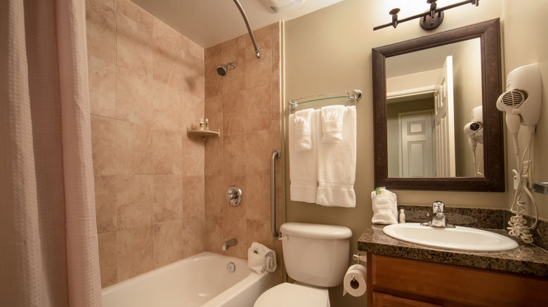 <b>Holiday Inn Club Vacations Mt. Ascutney Room</b>. Images powered by <a href="https://www.leonardoworldwide.com/" title="Leonardo Worldwide" target="_blank">Leonardo</a>.