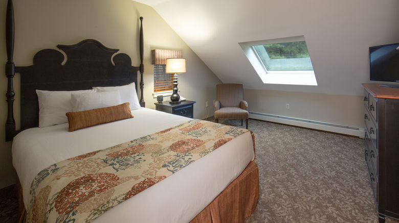 <b>Holiday Inn Club Vacations Mt. Ascutney Room</b>. Images powered by <a href="https://www.leonardoworldwide.com/" title="Leonardo Worldwide" target="_blank">Leonardo</a>.