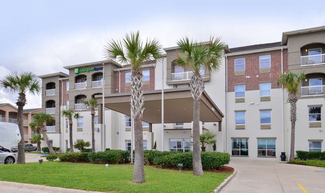 Holiday Inn Express/Stes N Padre Island Exterior