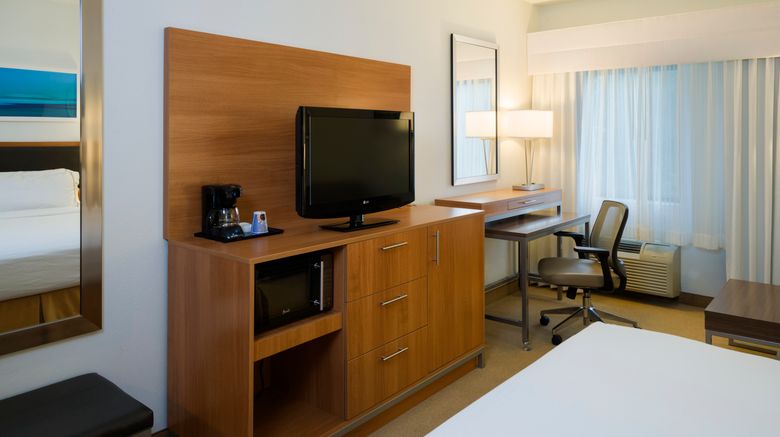 <b>Holiday Inn Express Hershey (Harrisburg) Room</b>. Images powered by <a href="https://www.leonardoworldwide.com/" title="Leonardo Worldwide" target="_blank">Leonardo</a>.