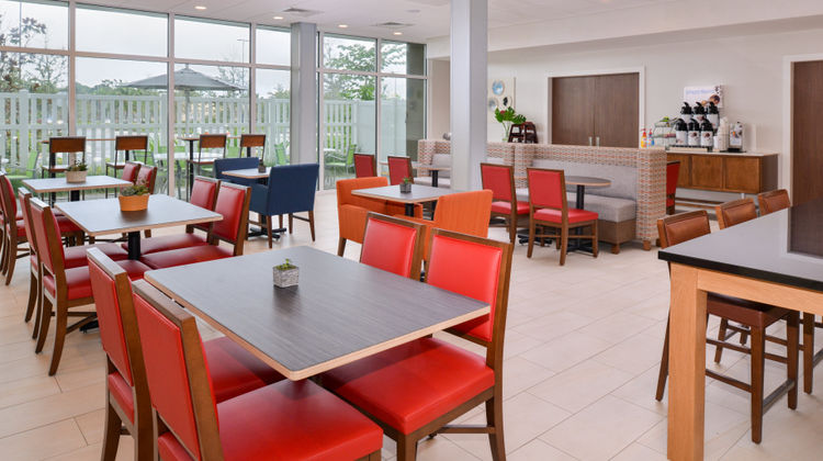 Holiday Inn Express/Suites Seminole Area Restaurant