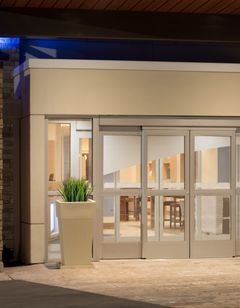 Holiday Inn Exp & Stes Cincinnati South