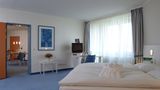 <b>Holiday Inn Munich-South Suite</b>. Images powered by <a href="https://www.leonardoworldwide.com/" title="Leonardo Worldwide" target="_blank">Leonardo</a>.